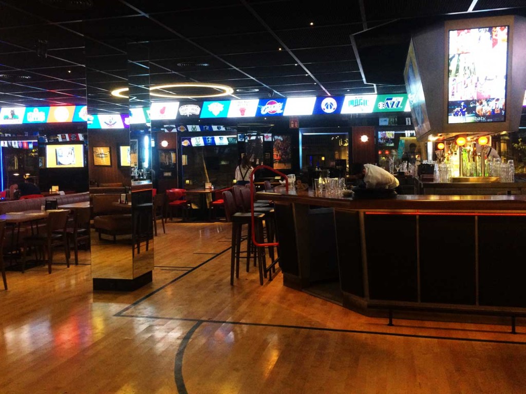 NBA-Cafe-in-Barcelona-Amerikaans-Restaurant-Spanje