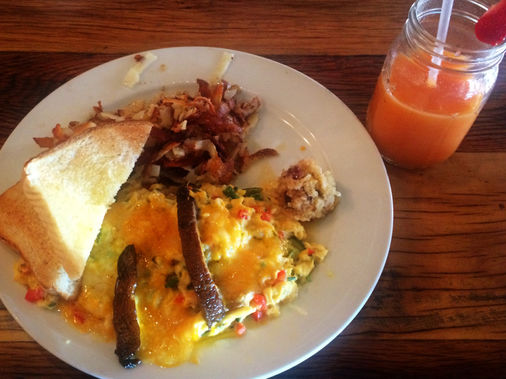 Omelet-Crockett's-Breakfast-camp-ontbijt-Amerika