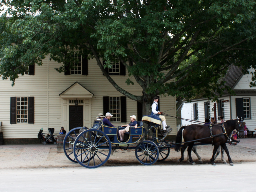 Williamsburg-horse-carriage