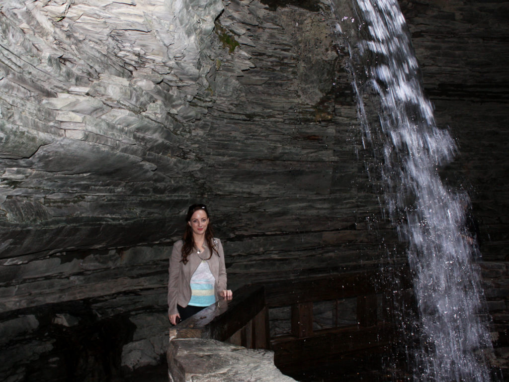 Achter-waterval-Watkins-Glenn-State-Park