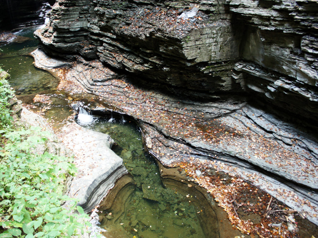 uitgesleten-rotsen-Watkins-Glen-State-Park