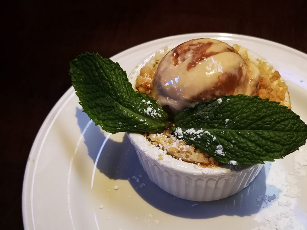 mini-peach-apple-cobler