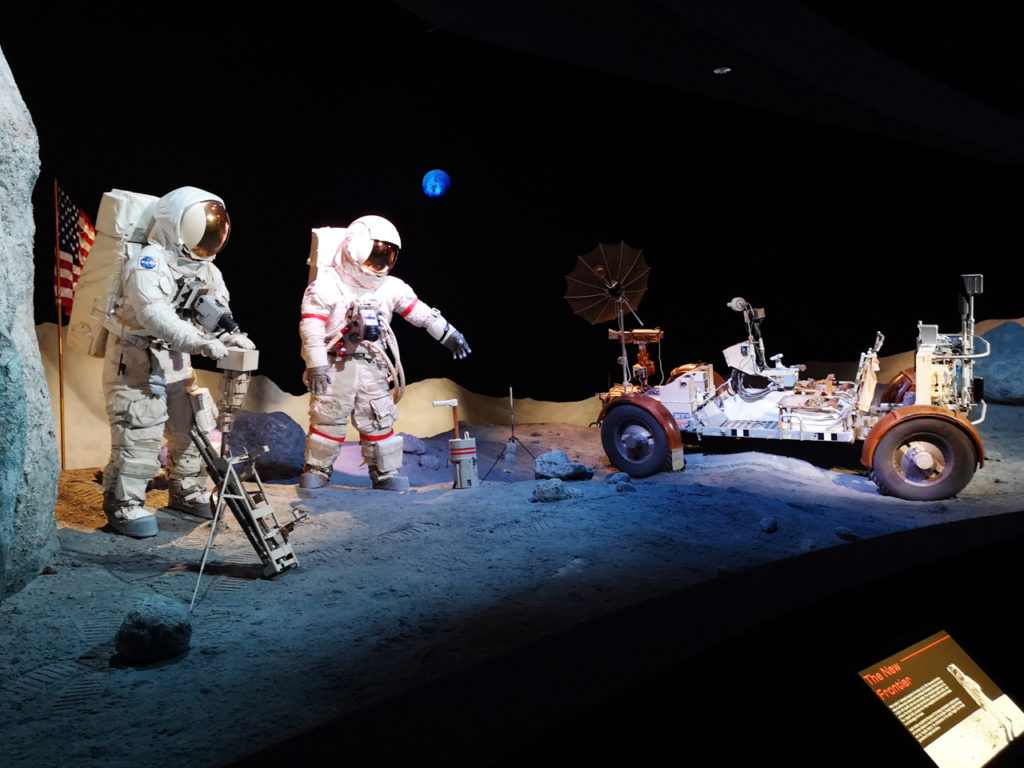 Nasa-Space-Center-Houston-Moon