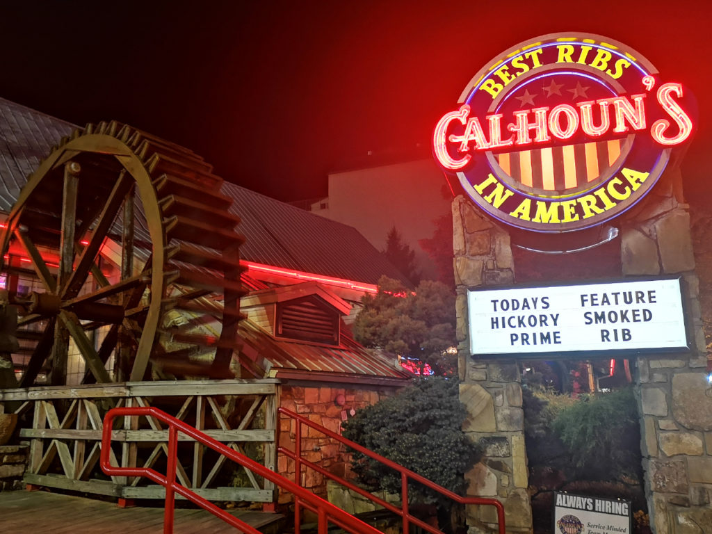 Calhouns-in-Gatlinburg