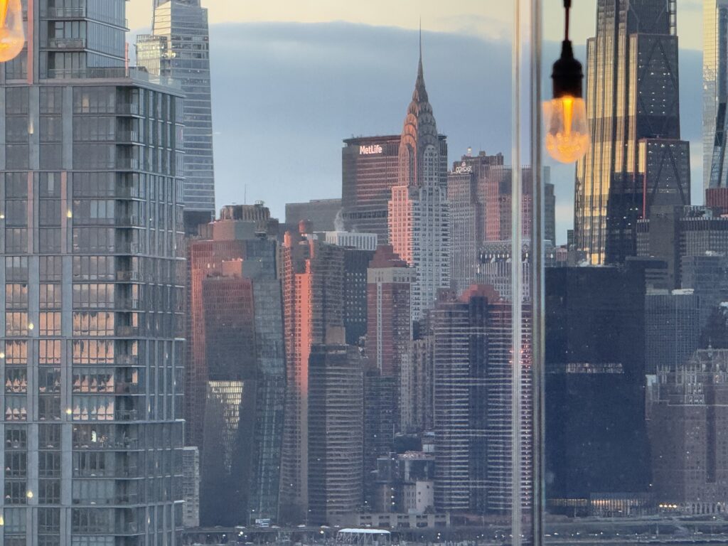 uitzicht skyline New York vanuit Brooklyn